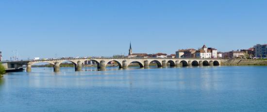8-Le pont sur la Saône à Mâcon